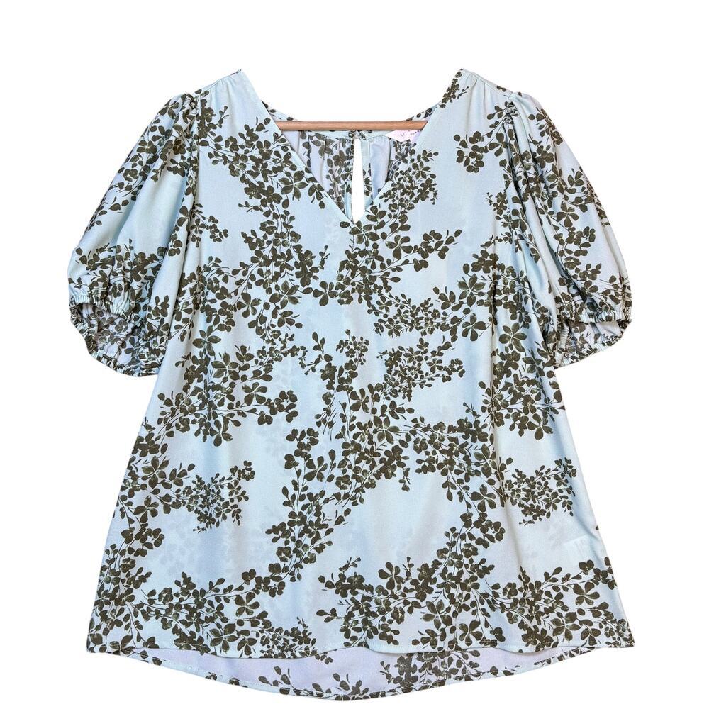 Lauren Conrad LC Floral Blouse Size Small Mint Green Puff Sleeve V Neck NWT